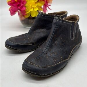 L'ATISTE Navy Blue Ankle Boots with Floral Design EU Size 39